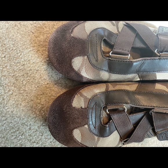 Coach sneakers, size 9.5 - Picture 4 of 5